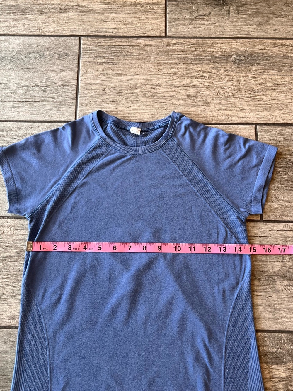 Athleta Women's Momentum Seamless Tee Medium Blue - Picture 4 of 5